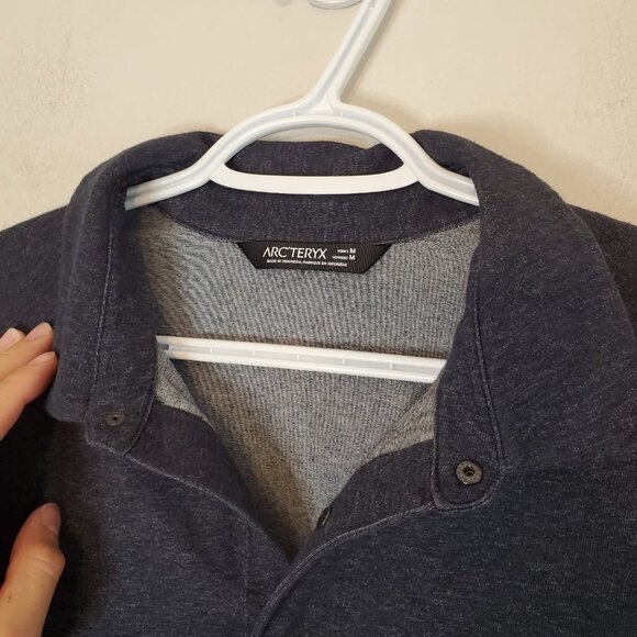 NOT FOR SALE Poshmark will Restrict Sellers Accounts If We Delete Too Many Items - Picture 4 of 6